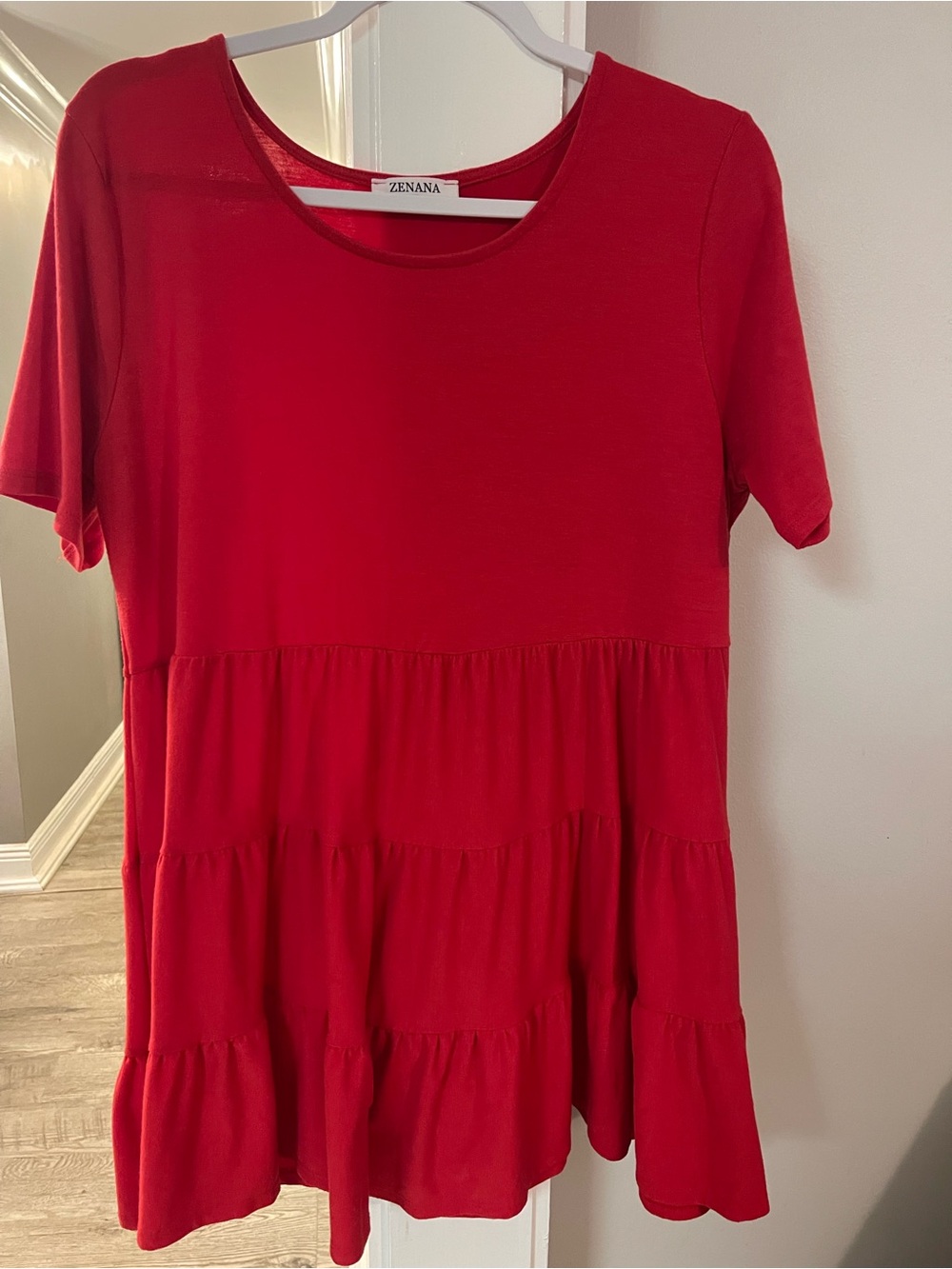 Zenana Outfitters Red Tiered Short-Sleeve Tunic Top